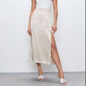 NWT Babaton Aldus Slip Satin Skirt - Size 8
